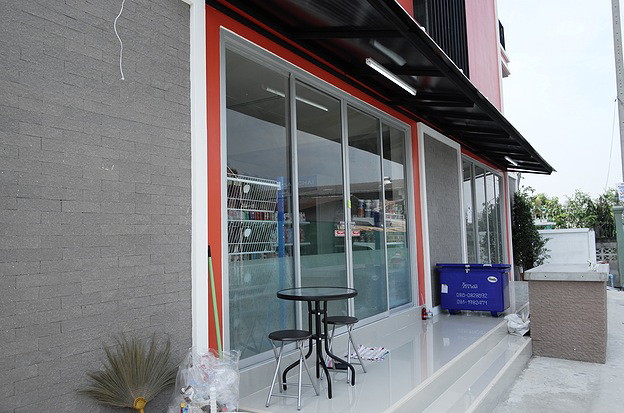 Condo — photo 2