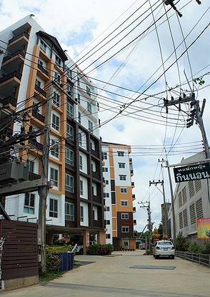Condo — photo 2