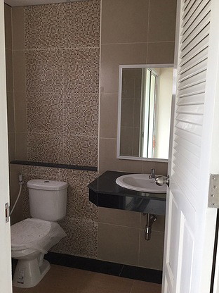 Condo — photo 2