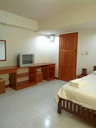 Condo · bangkok — photo 3