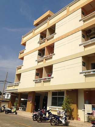 Condo — photo 5