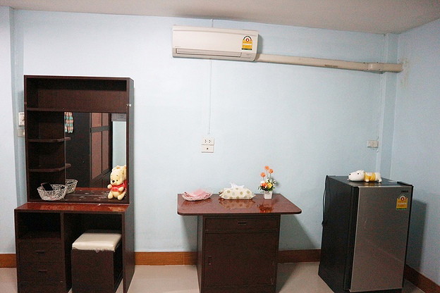 Condo · Khlong San, bangkok — photo 2