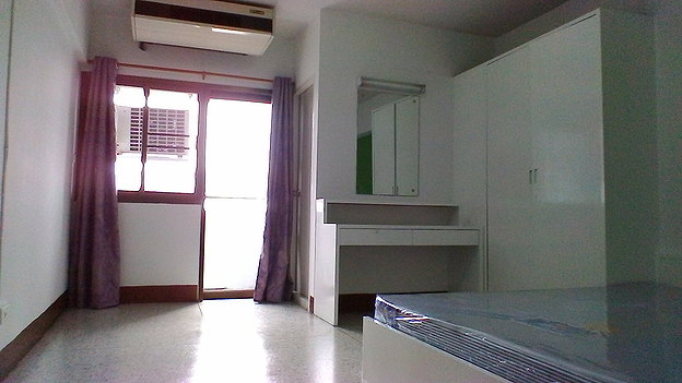 Condo · Bang Kapi, bangkok — photo 2