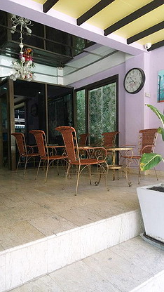 Condo — photo 2