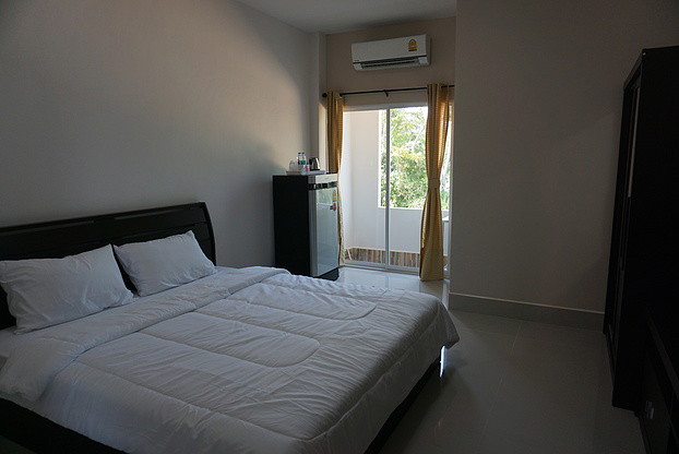 Condo — photo 3