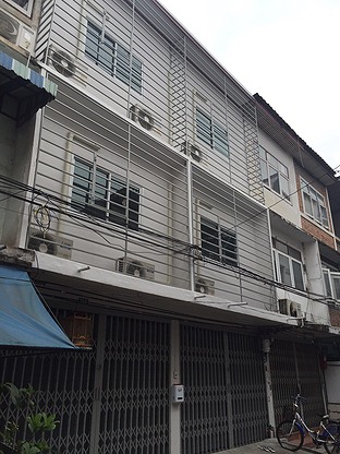 Condo · Khlong San, bangkok — photo 1