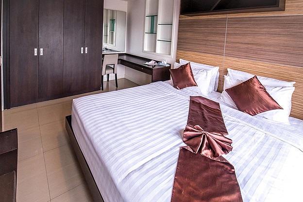 Condo · Khlong San, bangkok — photo 2