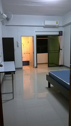 Condo — photo 2