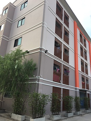 Condo — photo 1