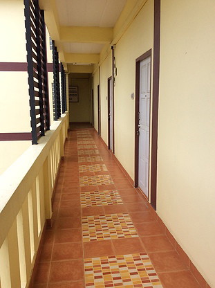 Condo — photo 2