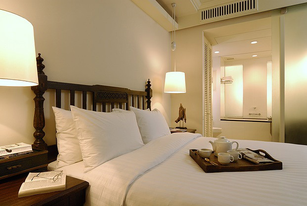 Saladaeng Colonnade Service Apartment — photo 2