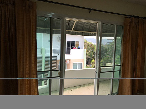 Condo · Mueang Chon Buri, chon_buri — photo 3