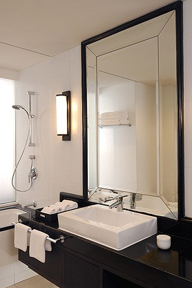 Saladaeng Colonnade Service Apartment — photo 5