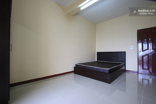 Condo — photo 2