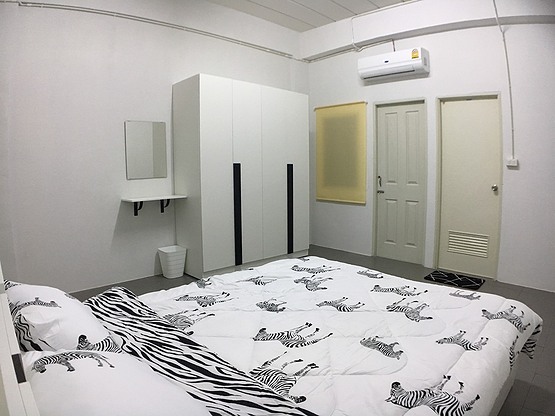 Condo — photo 1