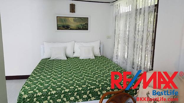 Ekkamai 42 Rental Studio Phra Kanong — photo 1