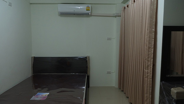 Condo · Mueang Chon Buri, chon_buri — photo 4