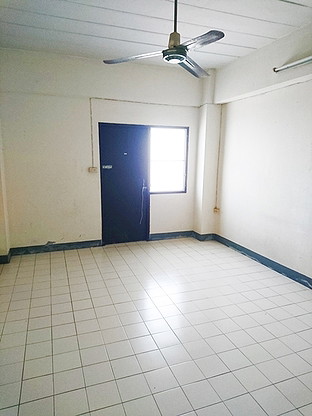 Condo · Mueang Samut Prakan — photo 3