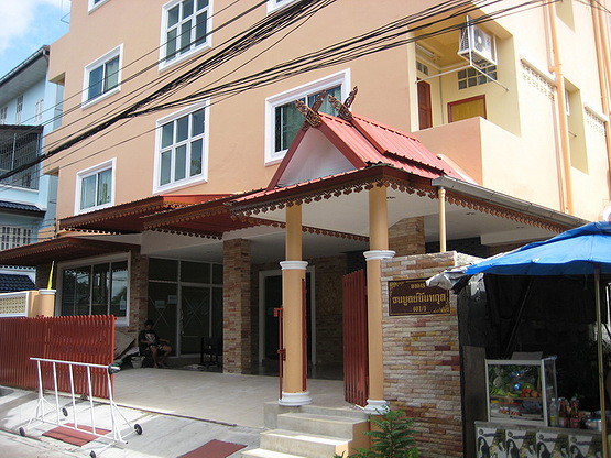 Condo · bangkok — photo 1