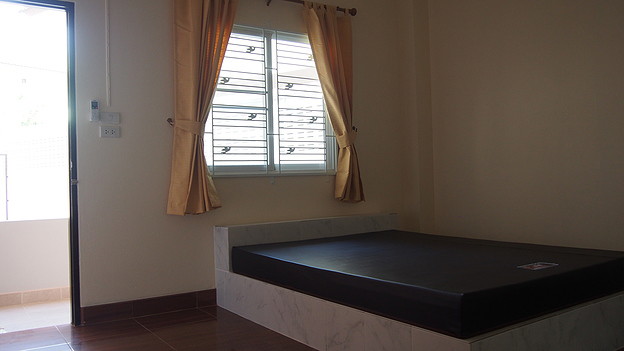 Condo · Mueang Chon Buri, chon_buri — photo 4