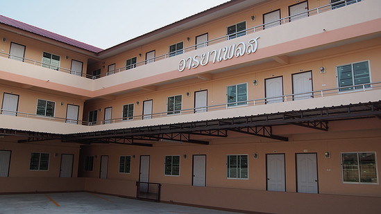 ARAYA PLACE (Mitrsamphan Soi 15) Safe, Clean, Great Atmosphere - Apartment for Rent