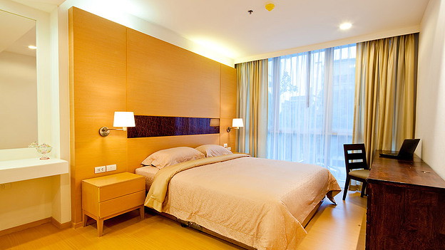 Condo · Watthana, bangkok — photo 1
