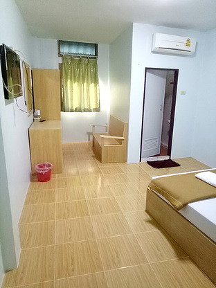 Condo — photo 3