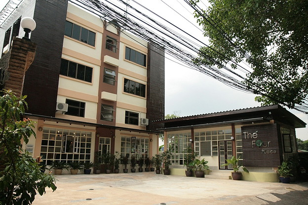 Condo · Wang Thonglang, bangkok — photo 2