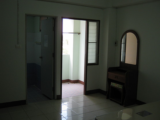 Condo · Bang Khen, bangkok — photo 1
