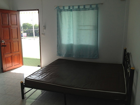 Condo — photo 2