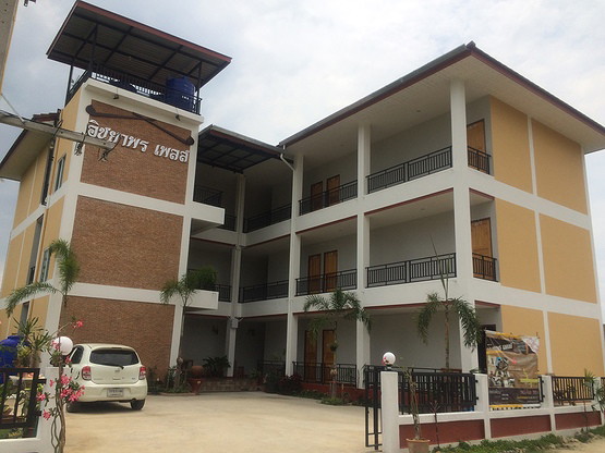 Condo · Hang Dong, chiang_mai — photo 1