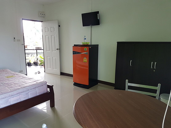 Condo — photo 5