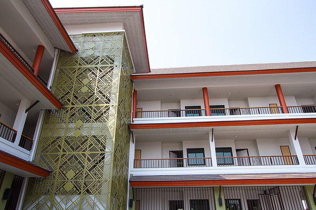 Condo — photo 3