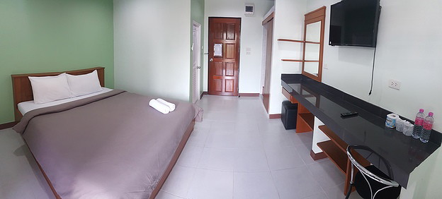 Condo — photo 1