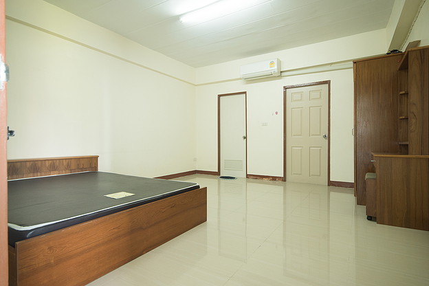 Condo · Mueang Chon Buri, chon_buri — photo 5