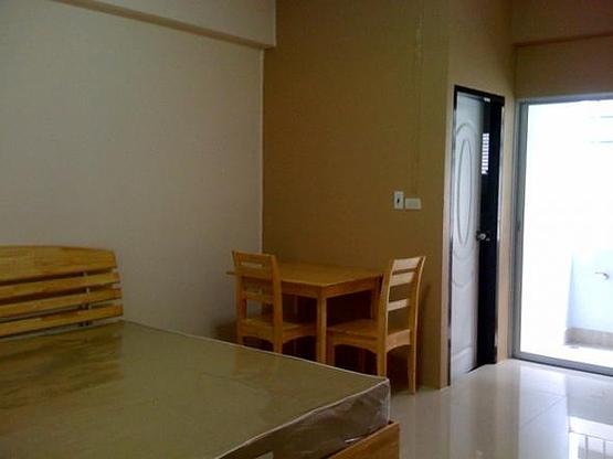 Condo · Bangkok Noi, bangkok — photo 1