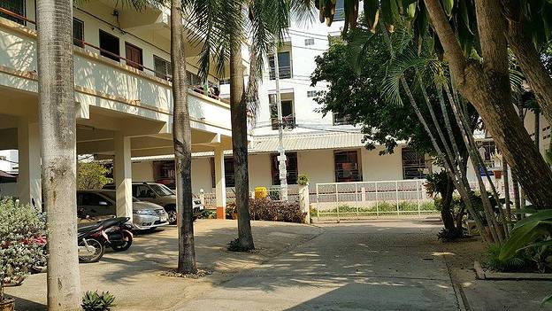 Condo — photo 2