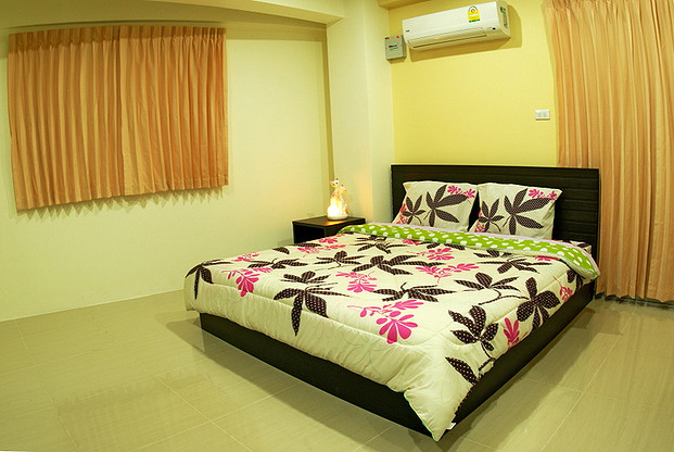 Condo · Mueang Nonthaburi — photo 2