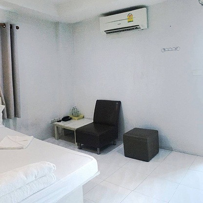 Condo · Bang Bua Thong — photo 3