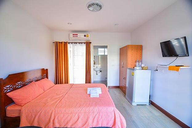 Condo — photo 3