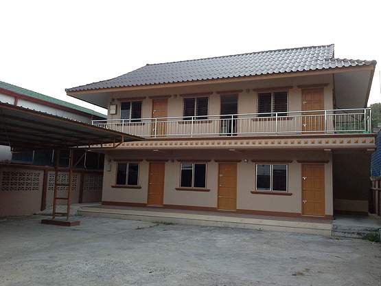Condo — photo 1