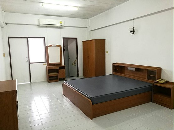 Condo · Bang Khae, bangkok — photo 1