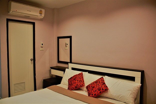 Condo · Samphanthawong, bangkok — photo 5