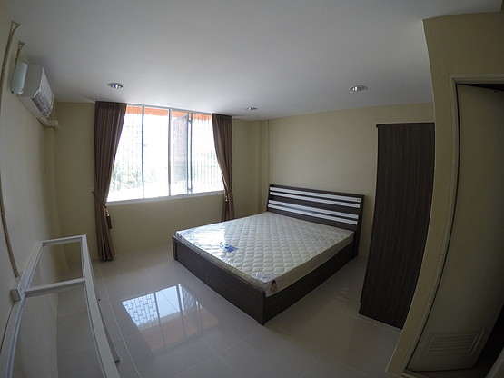Condo · Lat Phrao, bangkok — photo 1