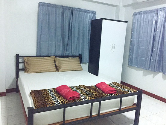 Condo — photo 2