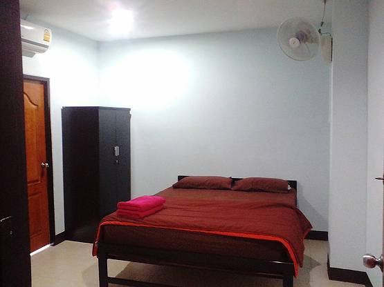 Condo — photo 1
