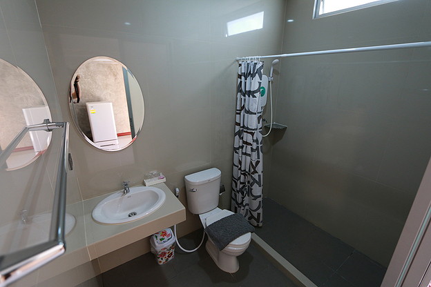 Condo — photo 5