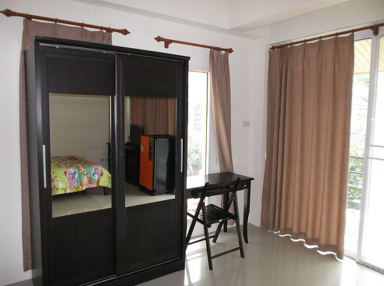 Condo · Mueang Chon Buri, chon_buri — photo 4