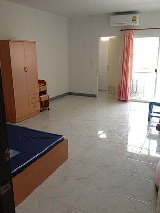 Condo — photo 4