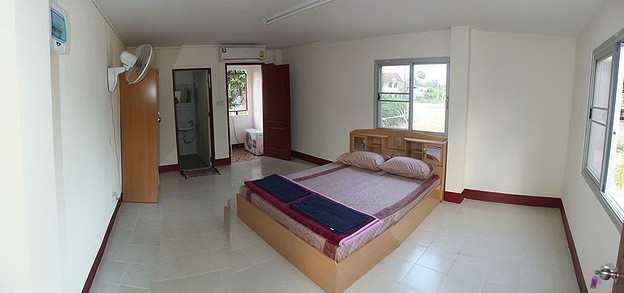 Condo — photo 2